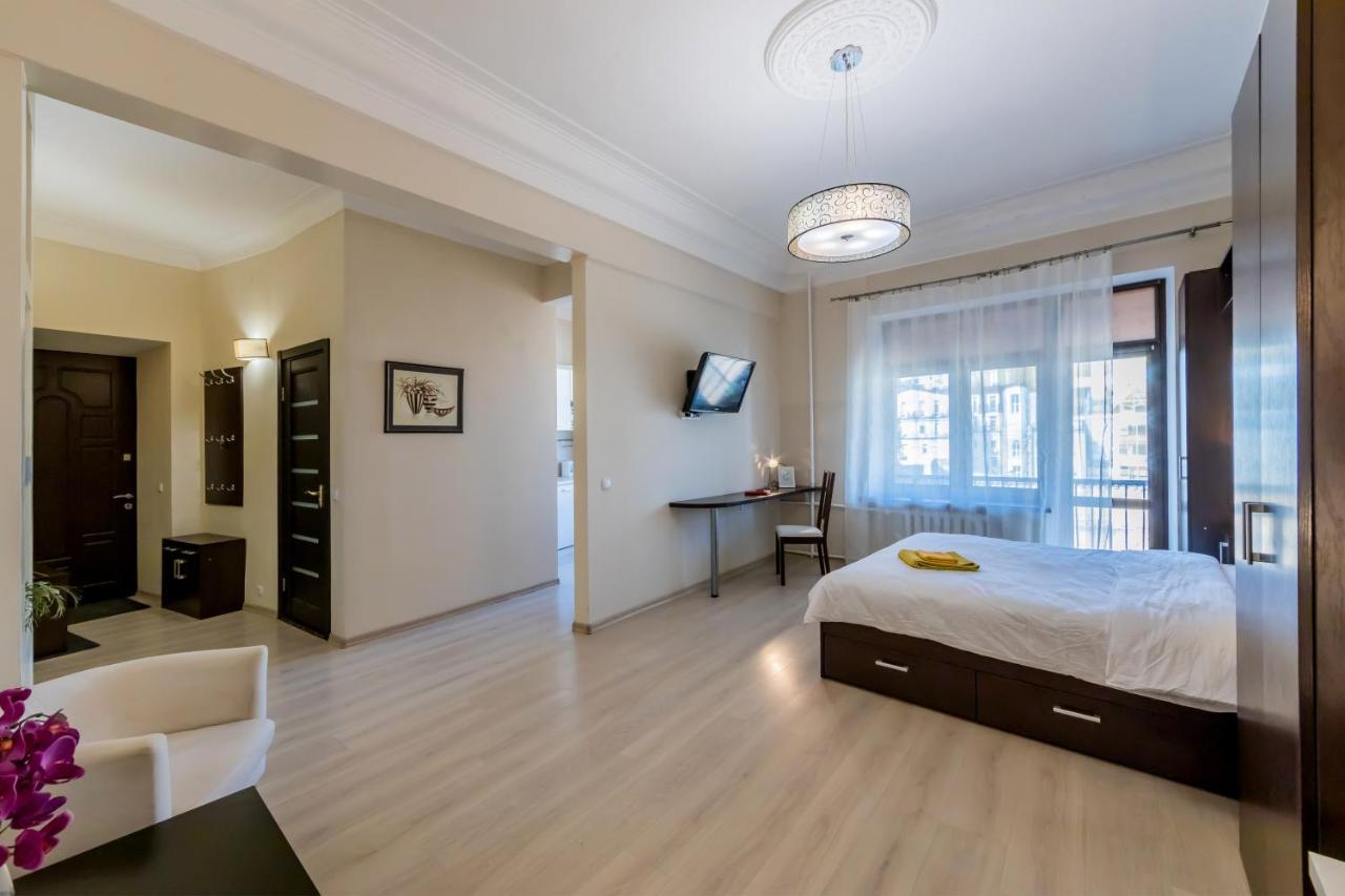Apartment однокімнатні на майдані, дистанційне заселення 24х7 Kyiv